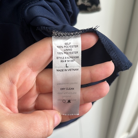 Astr Floral Shift Dress - Picture 4 of 4